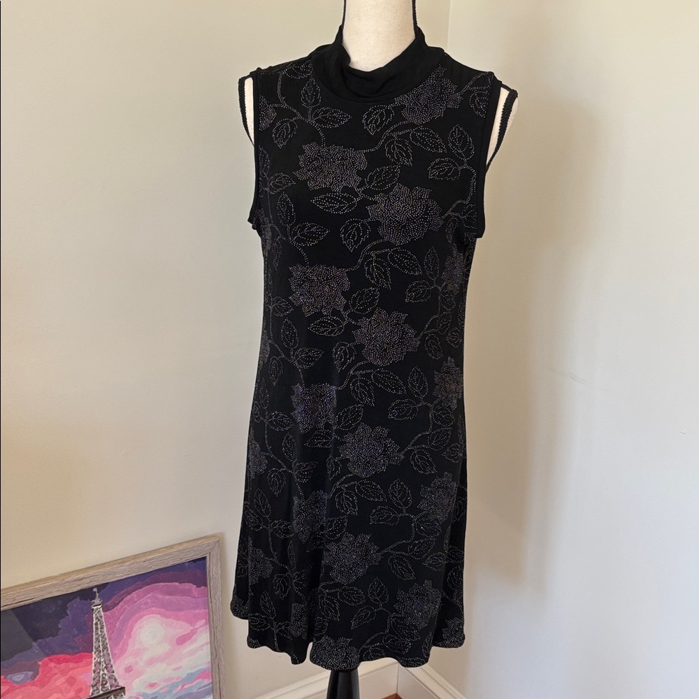 Black Sleeveless Floral Dress